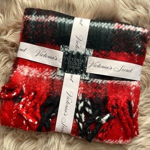 Victoria’s Secret red scarf 🧣